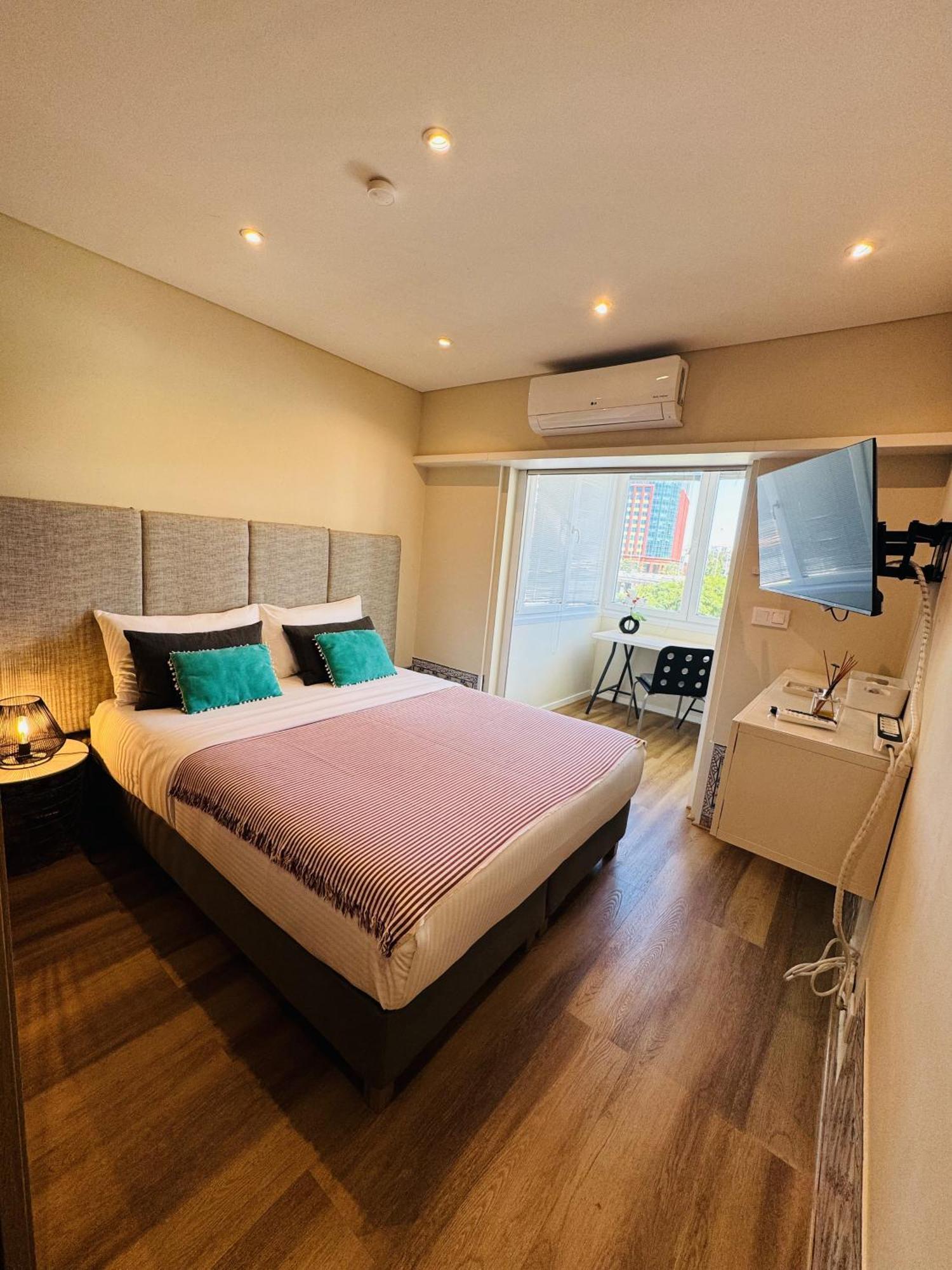 Lx Art Flats | Flat Two Hotel Lisbon Bagian luar foto