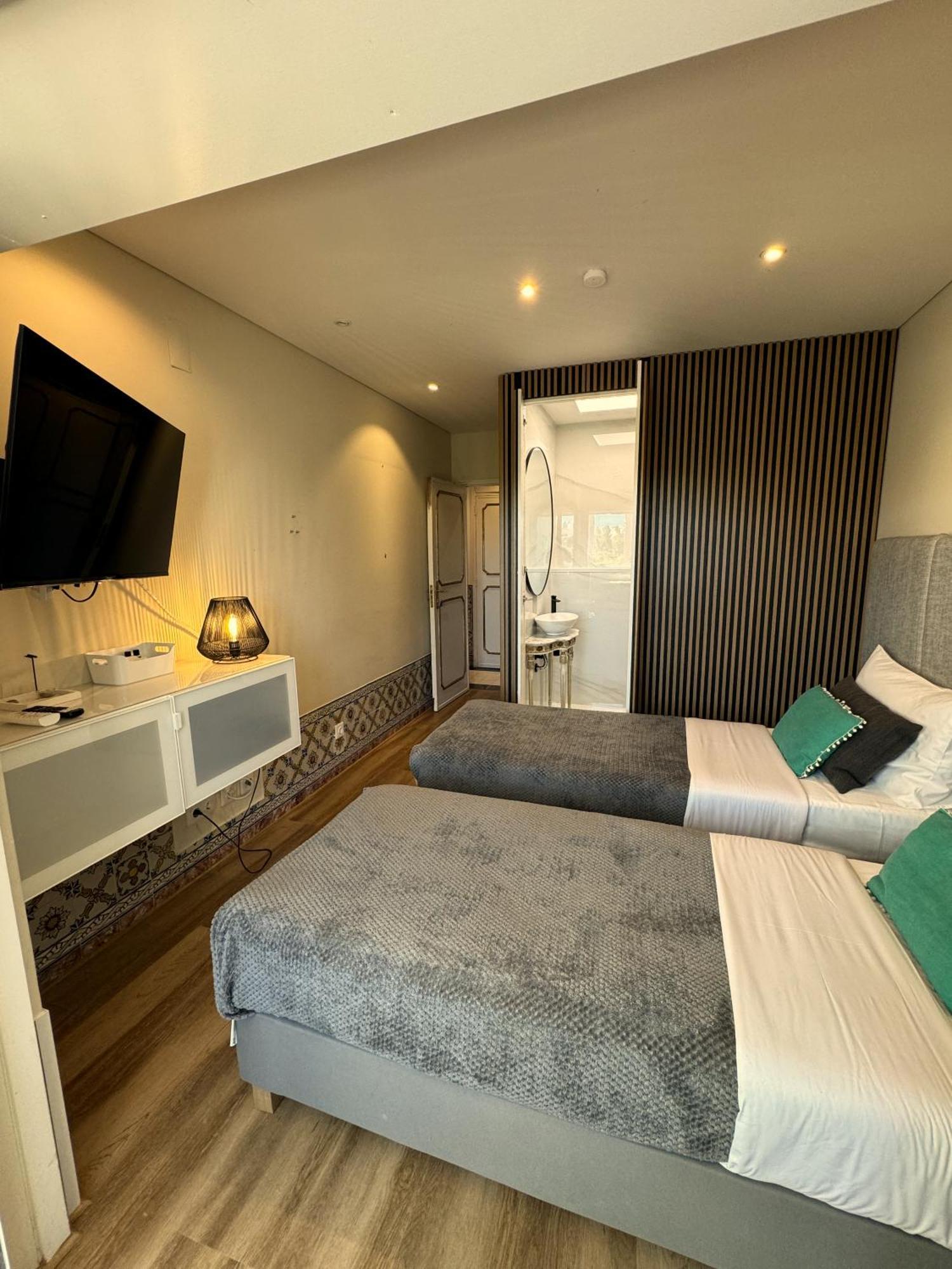 Lx Art Flats | Flat Two Hotel Lisbon Bagian luar foto